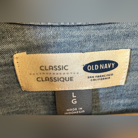 Old Navy Classic denim button up shirt - Picture 6 of 8